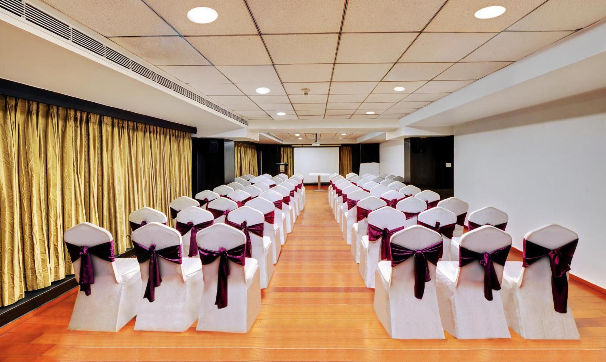 Iris The Business Hotel Bengaluru Zewnętrze zdjęcie
