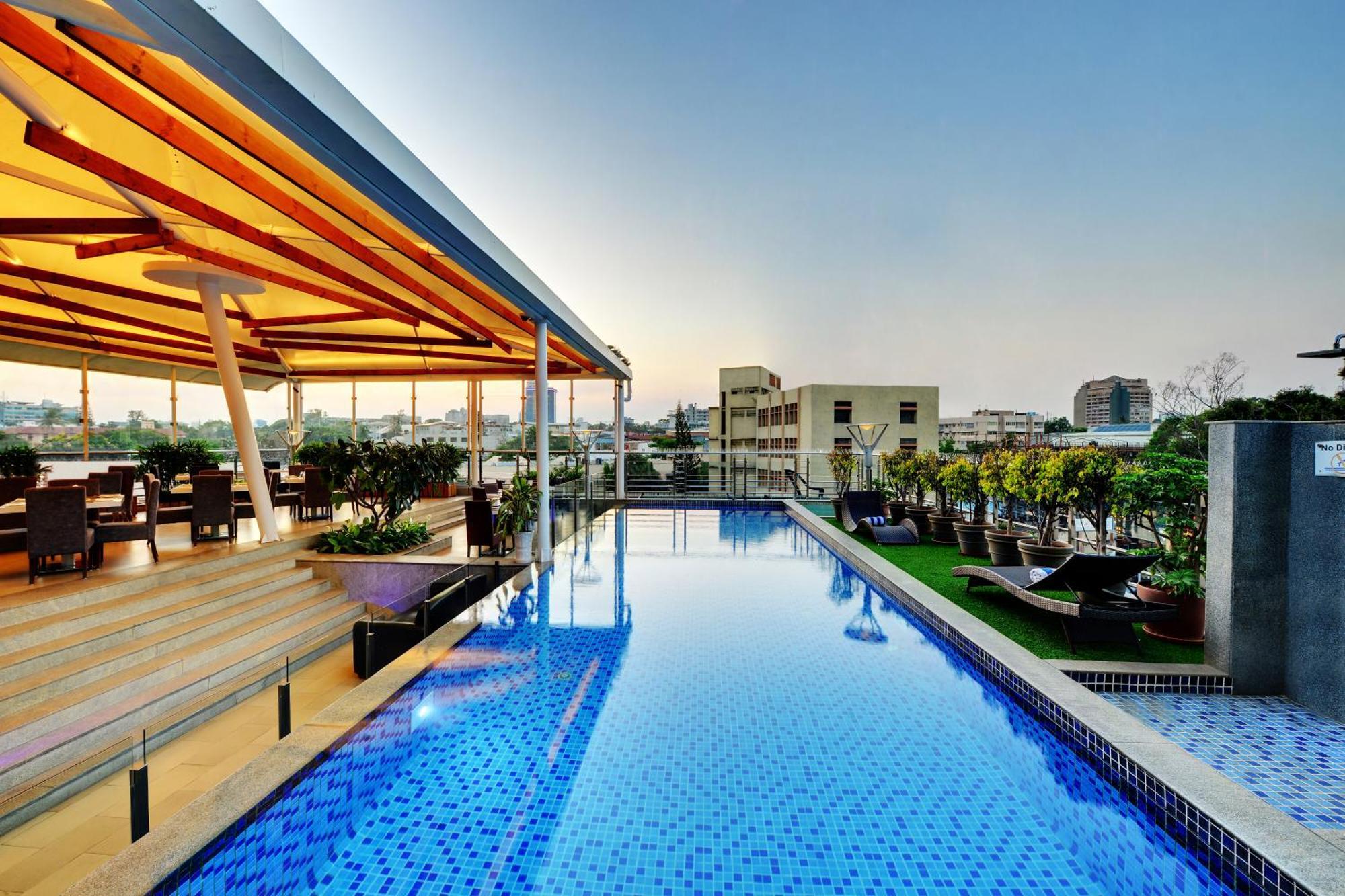 Iris The Business Hotel Bengaluru Zewnętrze zdjęcie