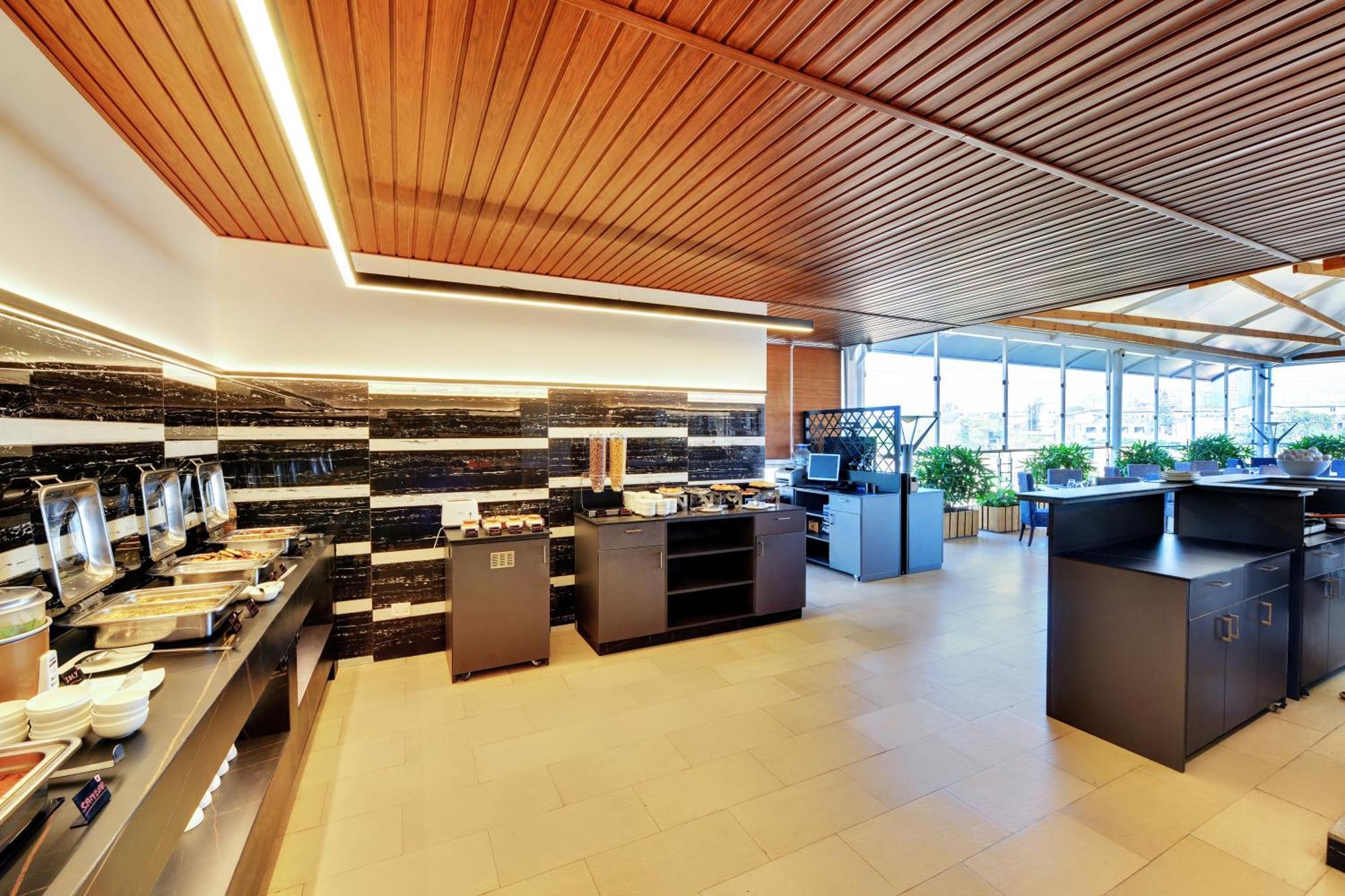 Iris The Business Hotel Bengaluru Zewnętrze zdjęcie