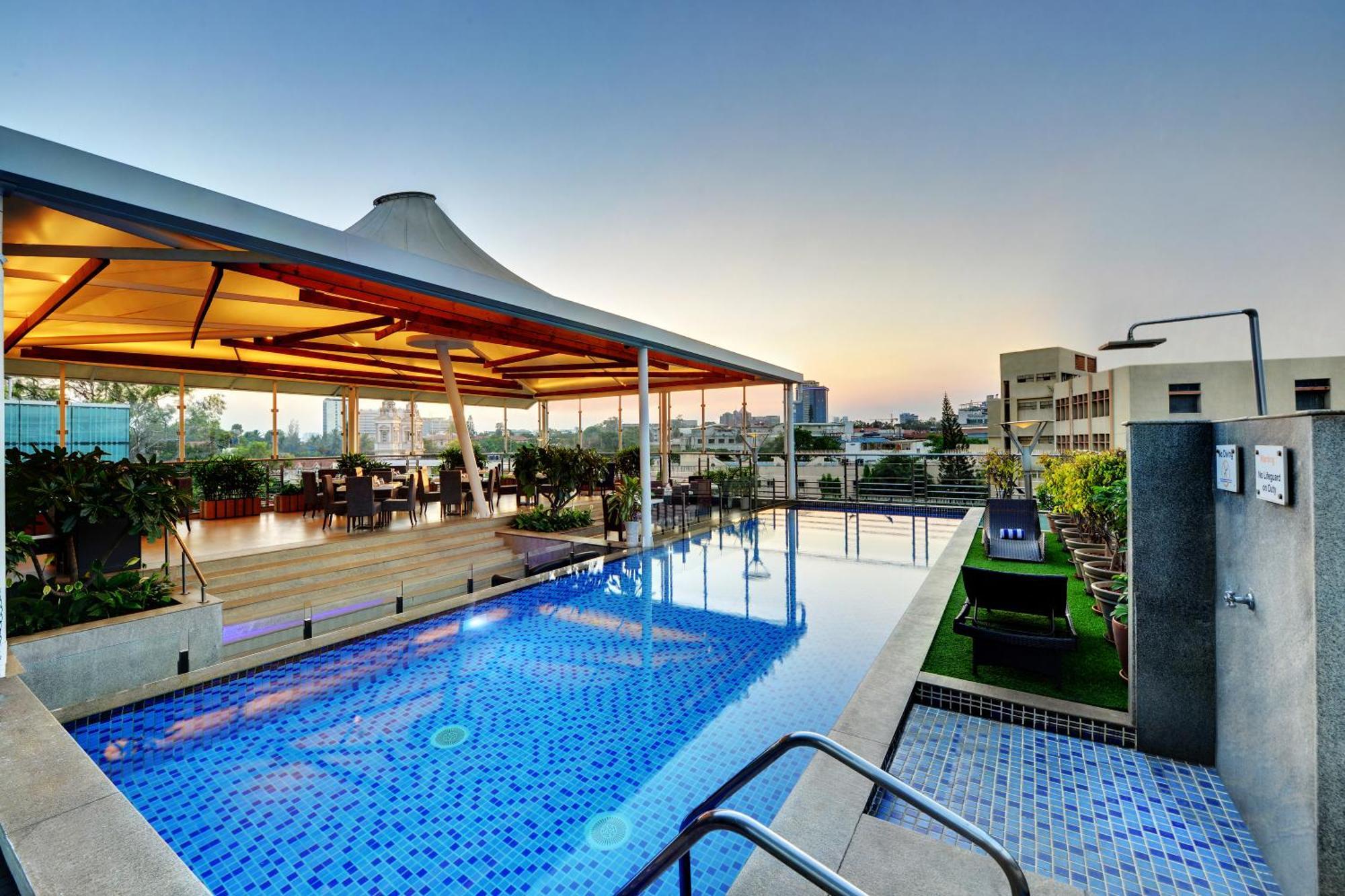 Iris The Business Hotel Bengaluru Zewnętrze zdjęcie
