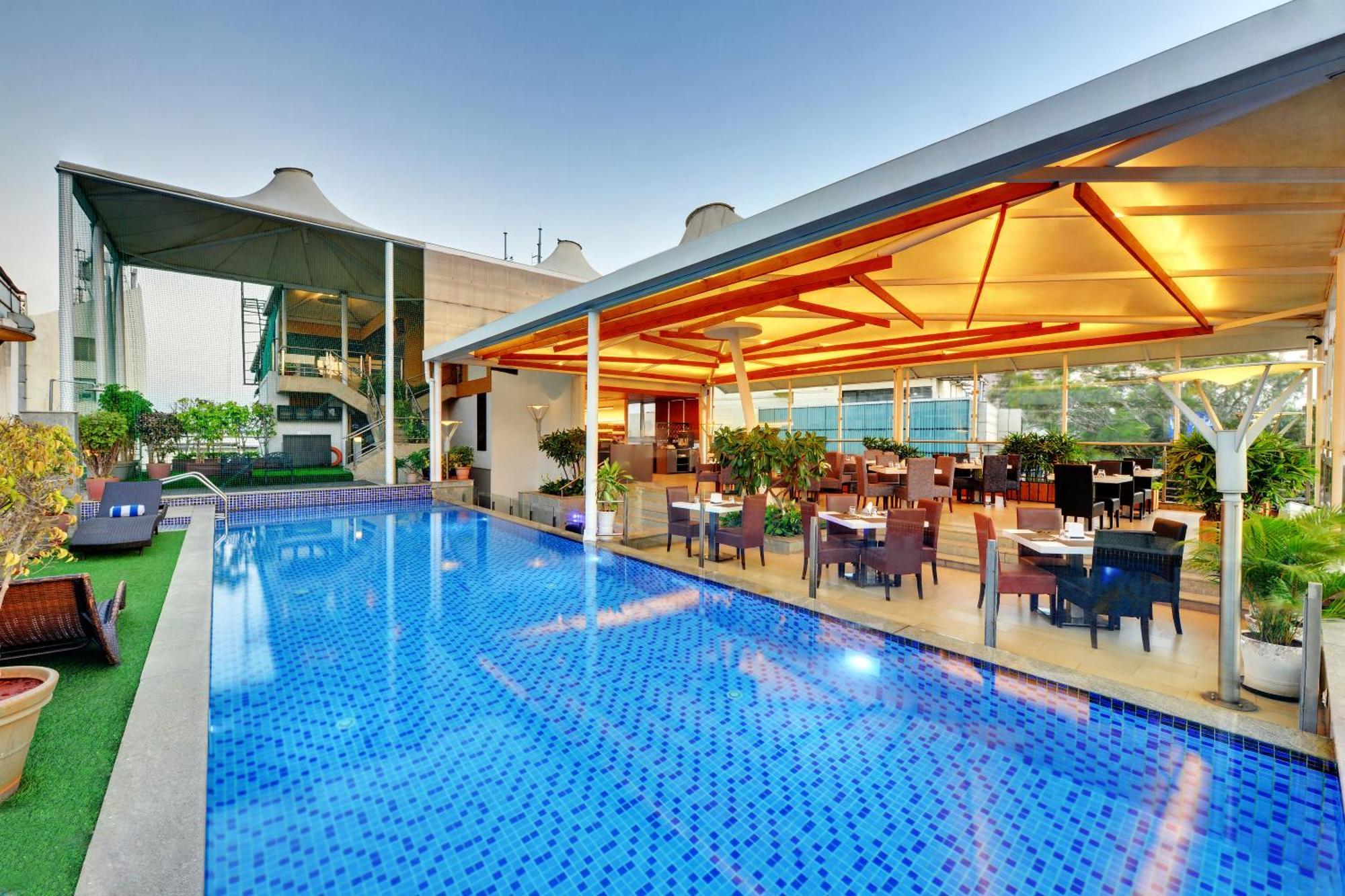 Iris The Business Hotel Bengaluru Zewnętrze zdjęcie
